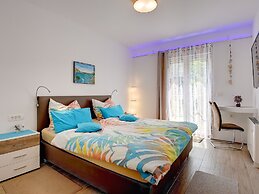 Gorgeous Villa in Novigrad With Private Pool