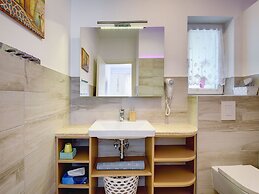 Gorgeous Villa in Novigrad With Private Pool