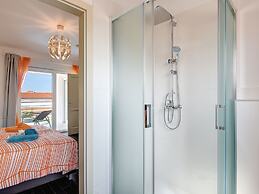 Modern Holiday Home in Novigrad With Pool