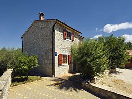 Holiday Home in Sveti Lovrec With Pool