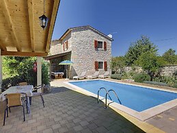 Holiday Home in Sveti Lovrec With Pool