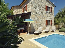 Holiday Home in Sveti Lovrec With Pool