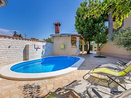 Holiday Home in Vodnjan With Private Pool