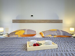 Modern Villa With Private Pool Near Beach