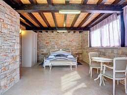 Charming Villa With Heated Pool Near Rovinj