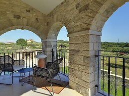 Charming Villa With Heated Pool Near Rovinj