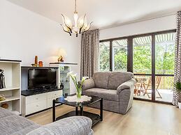 Apartment in Skatari With Terrace