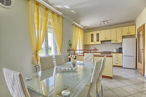 Holiday Home in Valtura With Garden