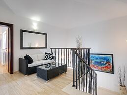 Beautiful Villa With Garden, Private Heated Pool, Whirlpool, Sauna, Ne