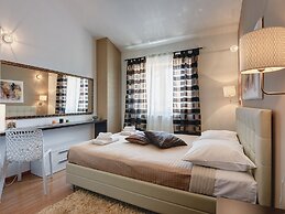 Beautiful Villa With Garden, Private Heated Pool, Whirlpool, Sauna, Ne