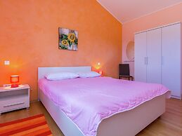 Villa in Kma?i?i With Private Pool