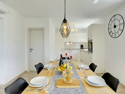 Modern Villa in Marcana With Pool and Terrace