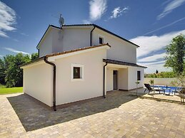 Modern Villa in Marcana With Pool and Terrace