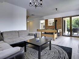 Modern Villa in Marcana With Pool and Terrace