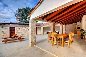 Beautiful Casa Silvano With Swimming Pool