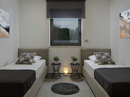 Apartment in Faana With Sea Beach