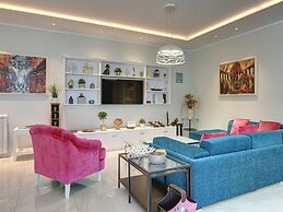 Villa With Pool in Premantura