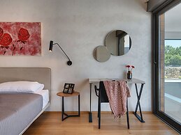 Villa in Vodnjan With Garden