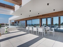 Villa in Vodnjan With Garden