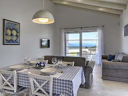 Modern Villa Histria With Pool and View