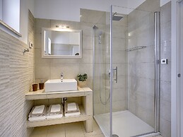 Modern Villa Histria With Pool and View