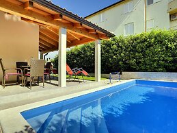 Detached Modern Villa With Pool and Fenced Yard Near the Sea