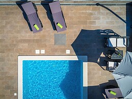 Detached Holiday Home With Swimming Pool, Near the Beach