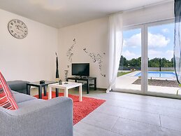 Detached Villa With Pool and Large Garden in Quiet Area Near the Sea