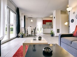 Detached Villa With Pool and Large Garden in Quiet Area Near the Sea