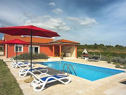 Detached Villa With Pool and Large Garden in Quiet Area Near the Sea