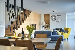 Majestic Villa With Private Pool