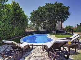 Holiday Home in Medulin With Pool