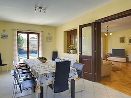 Holiday Home in Medulin With Pool