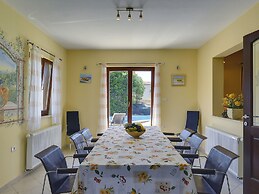 Holiday Home in Medulin With Pool