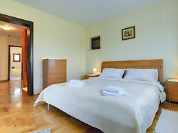 Holiday Home in Medulin With Pool