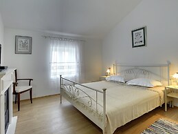 Holiday Home in Rojnici With Pool