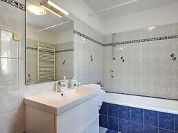 Villa in Medulin With Garden, Private Pool and Sauna Near the Center