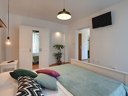 Villa in Medulin With Garden, Private Pool and Sauna Near the Center