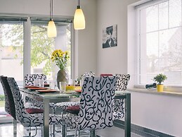 Modern Villa in Pula With Pool and Parking