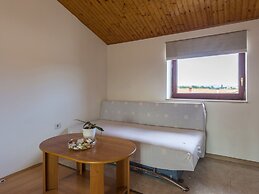 Holiday House With Private Pool and Balcony