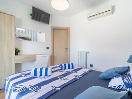 Villa in Pula With Swimming Pool