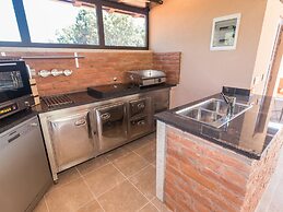 Villa in Pula With Swimming Pool