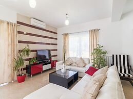 Villa in Pula With Swimming Pool