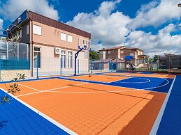 Villa in Pula With Swimming Pool