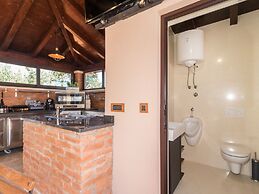 Villa in Pula With Swimming Pool