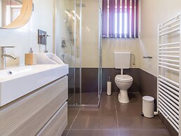 Villa in Pula With Swimming Pool