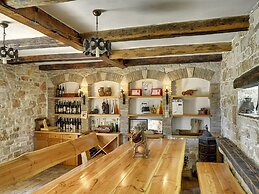 Holiday Home in Valtura With Swimming Pool