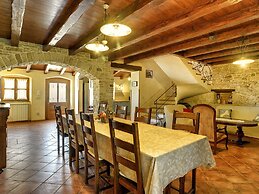 Holiday Home in Valtura With Swimming Pool