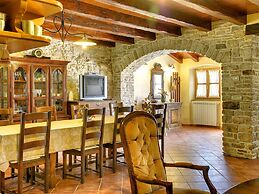 Holiday Home in Valtura With Swimming Pool