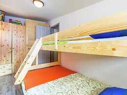 Holiday Home with Private Terrace in Center of Medulin near Beach